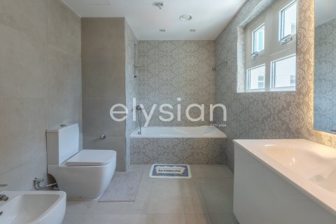 Apartamento en Shoreline Apartments, Palm Jumeirah, Dubai, 3 dormitorios, 203 m², № 38085 - foto 5