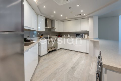 Apartamento en Shoreline Apartments, Palm Jumeirah, Dubai, 3 dormitorios, 203 m², № 38085 - foto 15