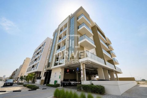 Building in Dubai Land, Dubai 1592.36 sq.m. № 125295 - photo 9