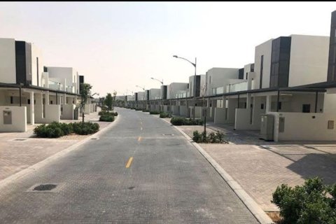 Villa in Dubai 2 bedrooms, 174.8 sq.m. № 138880 - photo 5