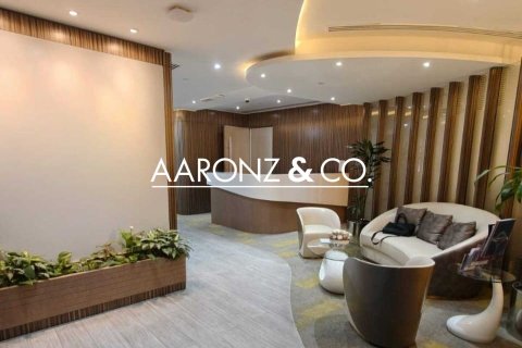 Office in Business Bay, Dubai 282 sq.m. № 94472 - photo 2
