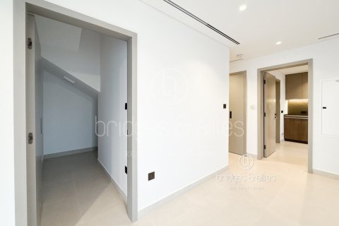 Снять в аренду виллу в Tilal Al Ghaf, Дубай: 4 спальни, 258м², № 94475 - фото 17