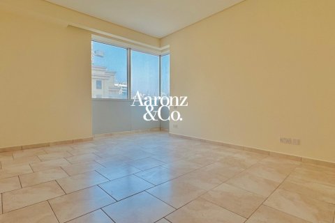 Apartment in Jumeirah Beach Residence, Dubai 2 bedrooms, 188 sq.m. № 123437 - photo 6