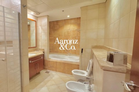 Apartment in Jumeirah Beach Residence, Dubai 2 bedrooms, 188 sq.m. № 123437 - photo 9
