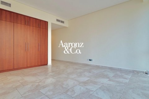 Apartment in Jumeirah Beach Residence, Dubai 2 bedrooms, 188 sq.m. № 123437 - photo 3