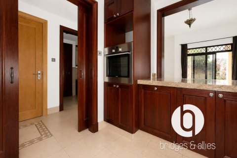 Apartment in Old Town, Dubai 1 bedroom, 126 sq.m. № 123442 - photo 7
