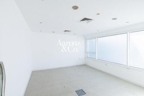 Office in Al Quoz, Dubai 106 sq.m. № 123440 - photo 2