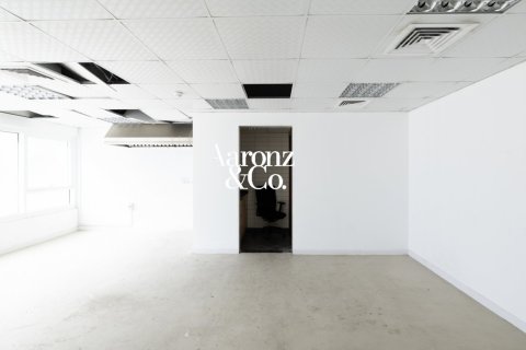 Office in Al Quoz, Dubai 106 sq.m. № 123440