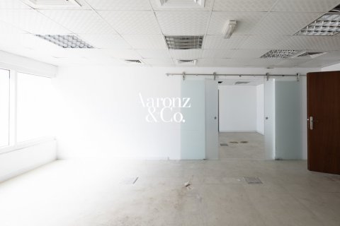 Office in Al Quoz, Dubai 106 sq.m. № 123440 - photo 6