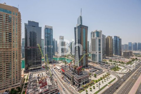 Купить квартиру в Джумейра Лейк Тауэрс, Дубай: 2 спальни, 139м², № 23278 - фото 3