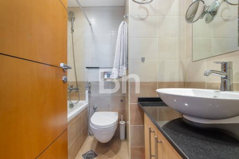 Снять в аренду квартиру в Дубай Марине, Дубай: 2 спальни, 150м², № 23280 - фото 2