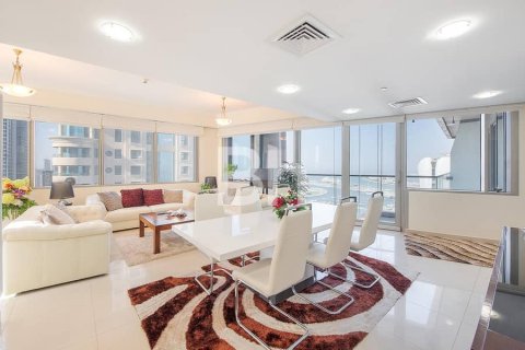 Снять в аренду квартиру в Дубай Марине, Дубай: 2 спальни, 150м², № 23280 - фото 15
