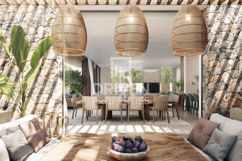 Villa in Tilal Al Ghaf, Dubai 5 bedrooms, 559.93 sq.m. № 135728