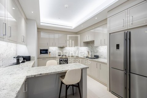 Apartamento en The Address Sky View Towers, Downtown Dubai (Downtown Burj Dubai), Dubai, 2 dormitorios, 143.26 m², № 135731 - foto 13