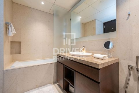 Apartment in Downtown Dubai (Downtown Burj Dubai), Dubai 2 bedrooms, 165.09 sq.m. № 135729 - photo 8