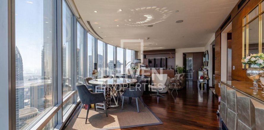 Apartment in Downtown Dubai (Downtown Burj Dubai), Dubai 2 bedrooms, 165.09 sq.m. № 135729