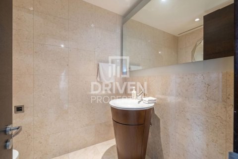 Apartment in Downtown Dubai (Downtown Burj Dubai), Dubai 2 bedrooms, 165.09 sq.m. № 135729 - photo 9