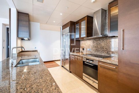 Apartamento en Downtown Dubai (Downtown Burj Dubai), Dubai, 3 dormitorios, 216.65 m², № 129030 - foto 17