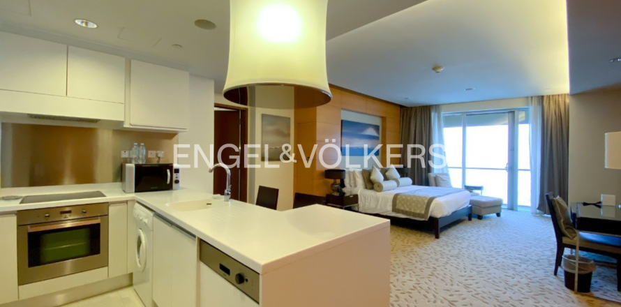 Apartamento en The Address Dubai Mall, Downtown Dubai (Downtown Burj Dubai), Dubai, estudio, 56.1 m², № 7307