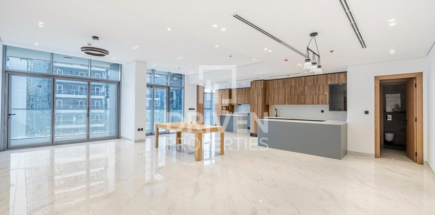 Apartamento en Business Bay, Dubai, 3 dormitorios, 245 m², № 87376