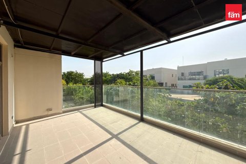Villa in Al Furjan, Dubai 4 bedrooms, 619.1 sq.m. № 118524 - photo 20