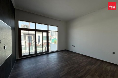 Villa in Al Furjan, Dubai 4 bedrooms, 619.1 sq.m. № 118524 - photo 8