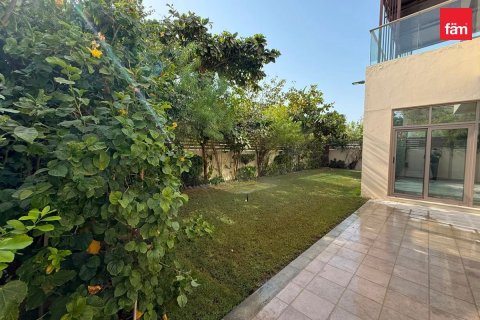 Villa in Al Furjan, Dubai 4 bedrooms, 619.1 sq.m. № 118524 - photo 21