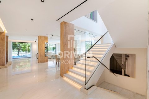 Villa à Jumeirah Golf Estates, Dubai, 5 chambres, 950 m², № 64672 - photo 2