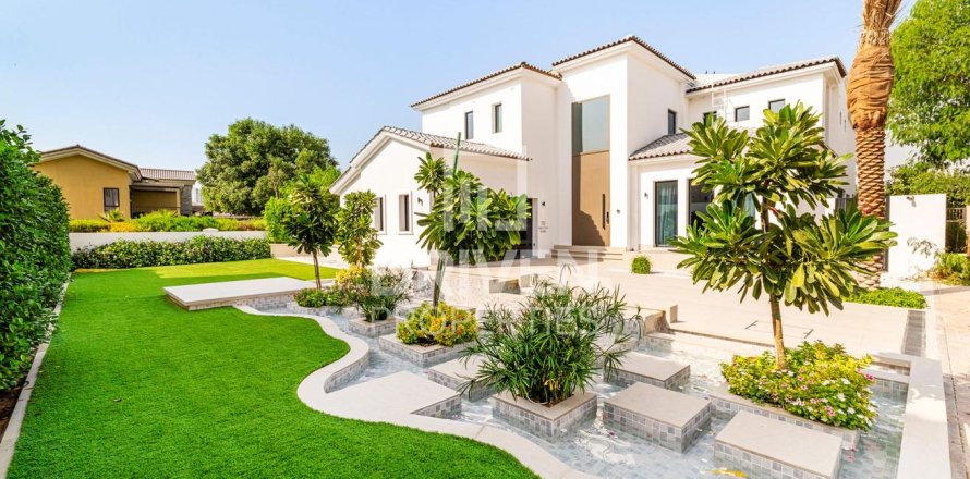 Villa à Jumeirah Golf Estates, Dubai, 5 chambres, 950 m², № 64672