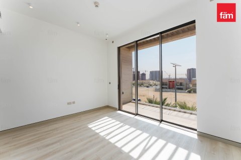Villa in Al Furjan, Dubai 5 bedrooms, 600.1 sq.m. № 110850 - photo 11