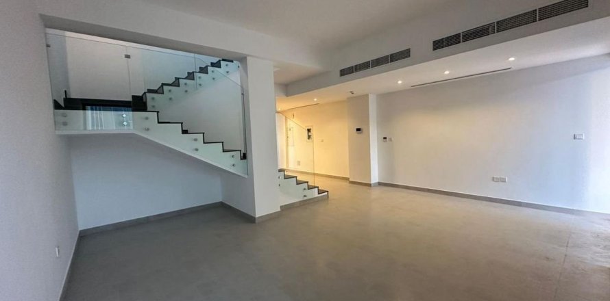 Villa in Dubai 3 bedrooms, 261.4 sq.m. № 110847