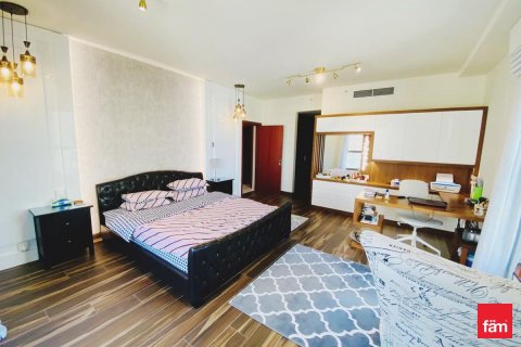 Apartment in Dubai 3 bedrooms, 178.5 sq.m. № 40747 - photo 5