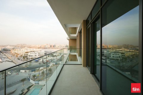 Apartment in Mina Rashid, Dubai 3 bedrooms, 158.8 sq.m. № 114241 - photo 13