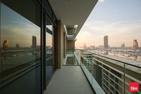 Apartment in Mina Rashid, Dubai 3 bedrooms, 158.8 sq.m. № 114241 - photo 14