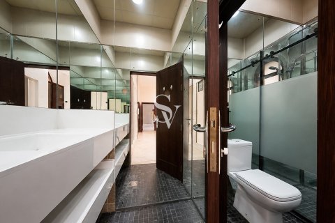 Villa à Emirates Hills, Dubai, 8 chambres, 1724 m², № 114641 - photo 10