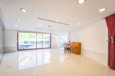 Villa à Emirates Hills, Dubai, 8 chambres, 1724 m², № 114641 - photo 26