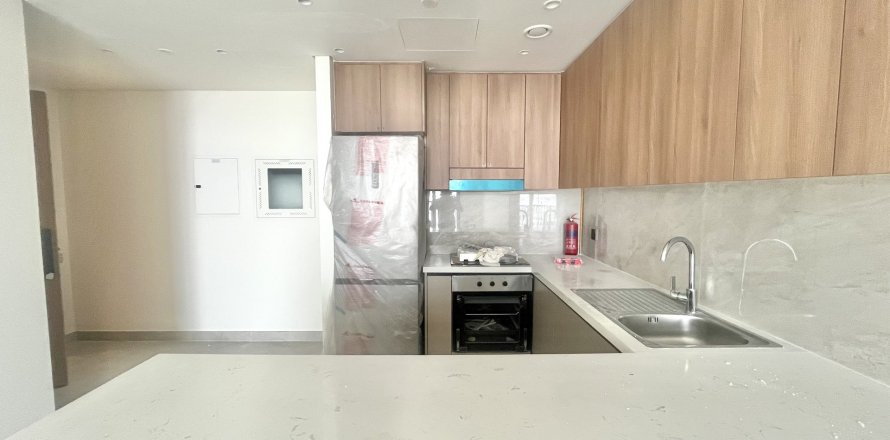 Apartamento en Jumeirah Village Triangle, Dubai, 1 dormitorio, 69 m², № 120351