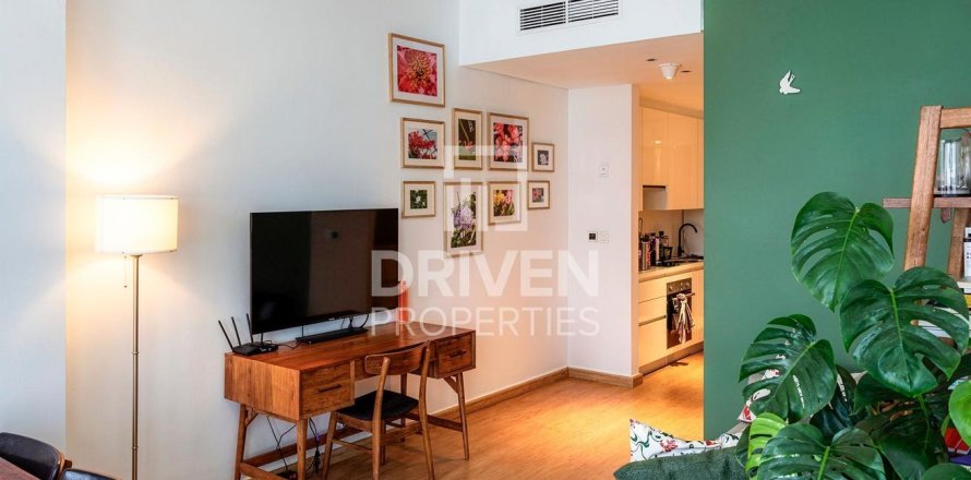 Apartment in Marquise Square Tower, Business Bay, Dubai studio, 61.32 sq.m. № 126331