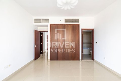 Apartment in 29 Burj Boulevard, Downtown Dubai (Downtown Burj Dubai), Dubai 1 bedroom, 98.11 sq.m. № 126340 - photo 3