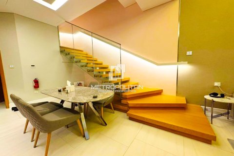 Apartamento en Business Bay, Dubai, 1 dormitorio, 104 m², № 14854 - foto 2