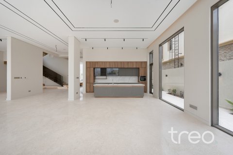 Villa in Jumeirah Park, Dubai 6 bedrooms, 836.13 sq.m. № 119277 - photo 15
