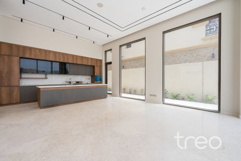 Villa in Jumeirah Park, Dubai 6 bedrooms, 836.13 sq.m. № 119277 - photo 21