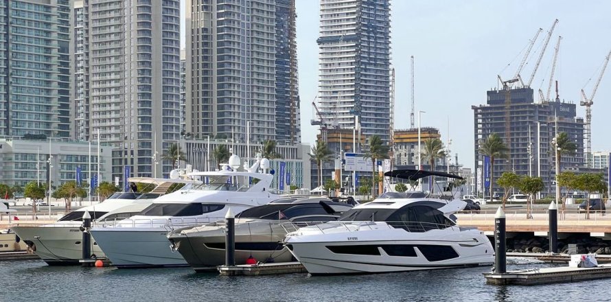 Apartment in Dubai Harbour, Dubai 3 bedrooms, 178.2 sq.m. № 55070