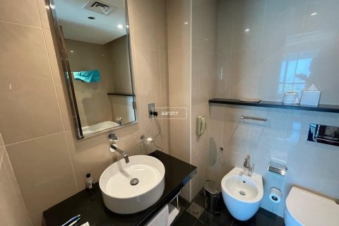 Apartment in Jumeirah Lake Towers, Dubai 1 bedroom, 63.5 sq.m. № 49751 - photo 7