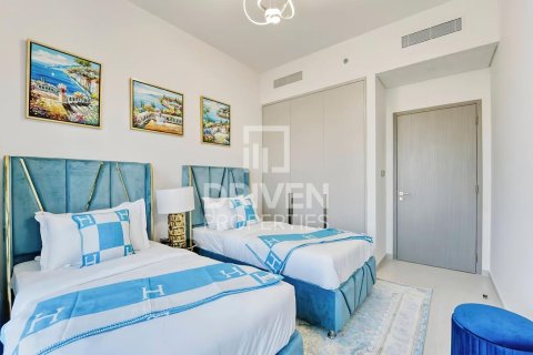 Apartment in Opera District, Downtown Dubai (Downtown Burj Dubai), Dubai 2 bedrooms, 104.7 sq.m. № 127886 - photo 12
