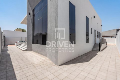 Villa in Nad Al Sheba 1, Nadd Al Sheba, Dubai 3 bedrooms, 250.84 sq.m. № 127879 - photo 23