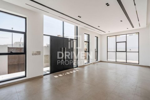 Villa in Nad Al Sheba 1, Nadd Al Sheba, Dubai 3 bedrooms, 250.84 sq.m. № 127879 - photo 13