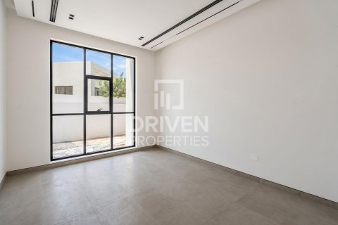 Villa in Nad Al Sheba 1, Nadd Al Sheba, Dubai 3 bedrooms, 250.84 sq.m. № 127879 - photo 8