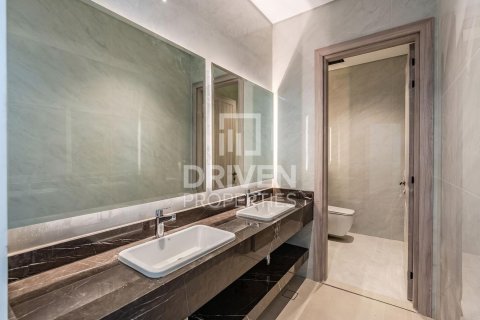 Villa in Nad Al Sheba 1, Nadd Al Sheba, Dubai 3 bedrooms, 250.84 sq.m. № 127879 - photo 19