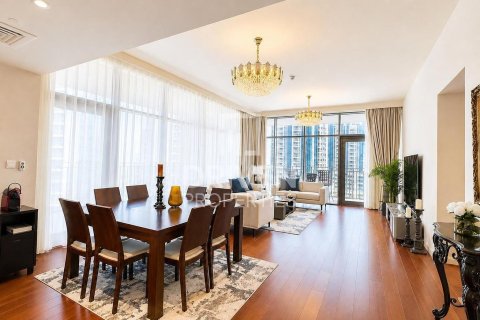 Appartement à BLVD Crescent, Downtown Dubai (Downtown Burj Dubai), Dubai, 3 chambres, 209.12 m², № 127885 - photo 2
